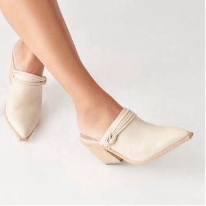 Dolce Vita Off White Sita Suede Heel Mules NEW Size 8.5